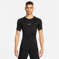 Nike Pro Dri-FIT Tight rövid ujjú fekete férfi fitneszpóló
