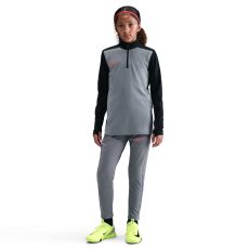 Nike Academy 25 Dri-FIT hosszú ujjú szürke gyerek tréning póló Nike Academy 25 Dri-FIT hosszú ujjú szürke gyerek tréning póló